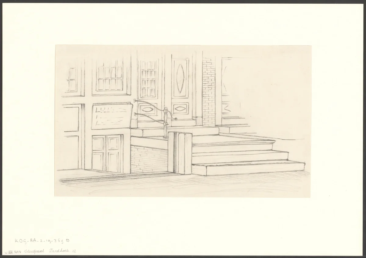 Gezicht op de entree van Zandhoek 12 met een vloedpaal by A. Goedkoop, drawing, 1921