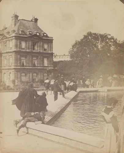 Luxembourg by Eugène Atget, photograph, 1899