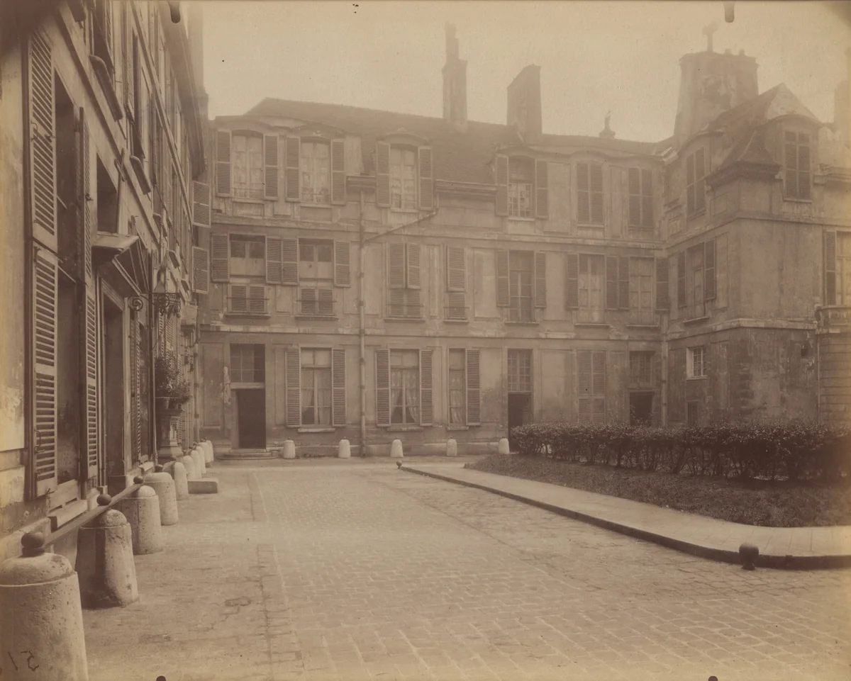 Ancien Couvent de l'Abbaye aux Bois, 16 Rue de Sèvres by Eugène Atget, photograph, 1905