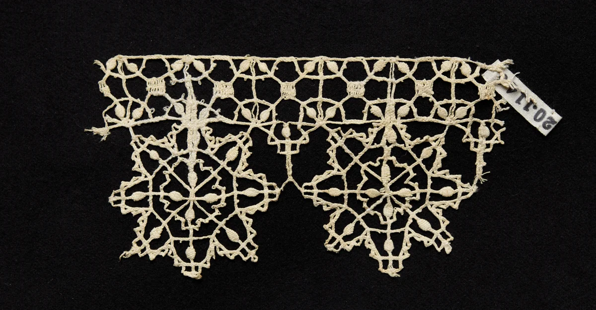 Bobbin Lace (Needlepoint Design) Edging of Star Points by Unknown, textile, 1550-1599