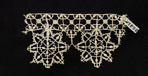 Bobbin Lace (Needlepoint Design) Edging of Star Points by Unknown, textile, 1550-1599