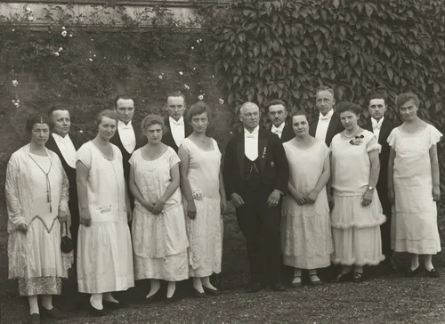 Rhineland Madrigal Choir by August Sander, photograph, 1925