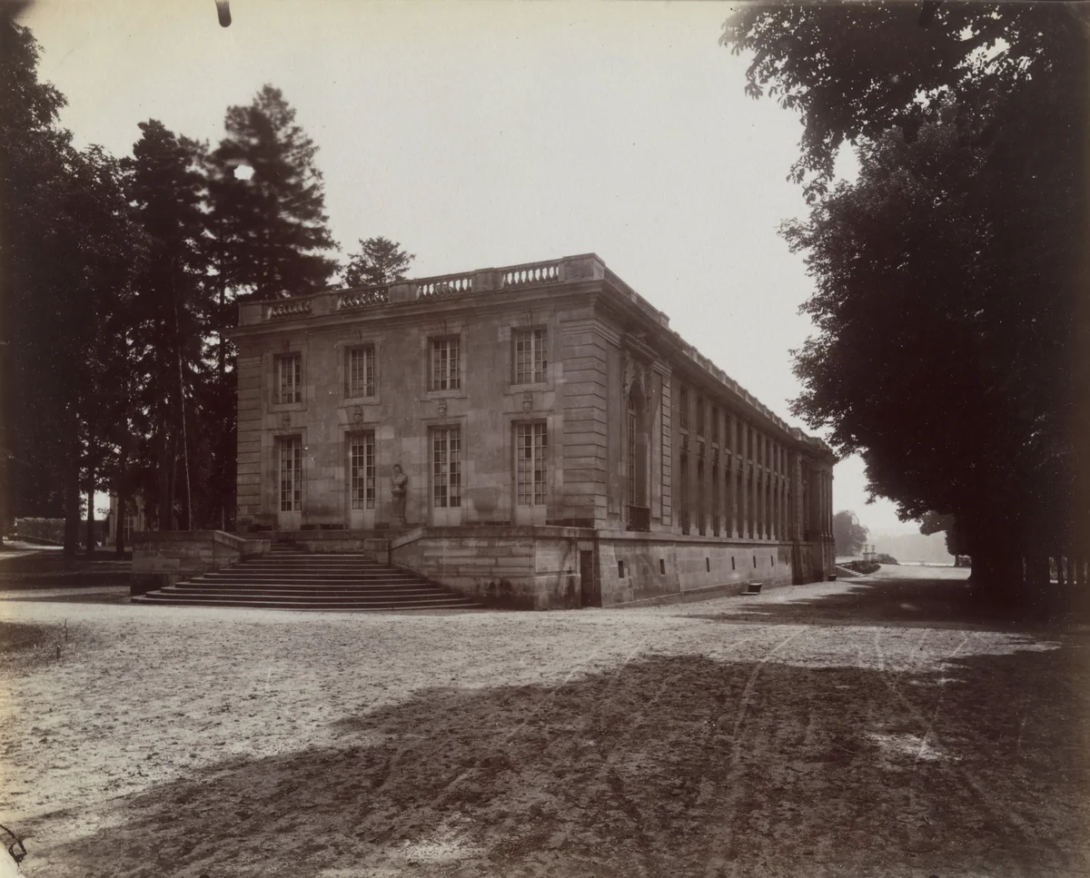 Grand Trianon by Eugène Atget, photograph, 1901