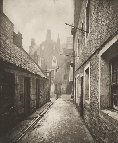 Close No. 115 High Street by Thomas Annan, photograph, 1868