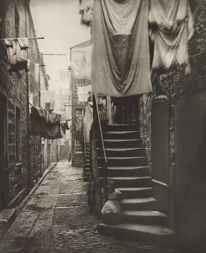 Close No. 193 High Street by Thomas Annan, photograph, 1868