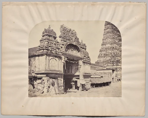 Entrance to the Minakshi Sundareshvara Temple, Madurai by Captain Linnaeus Tripe, photograph, 1858
