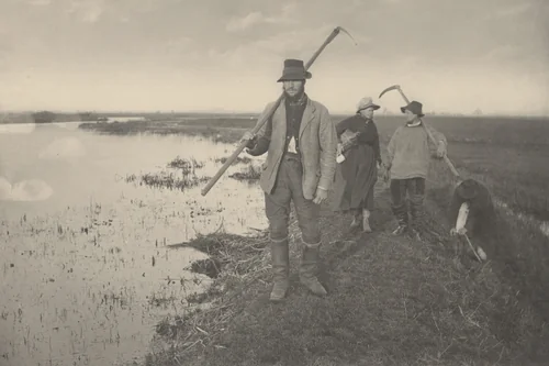 Coming Home from the Marshes by Peter Henry Emerson, photograph, 1886