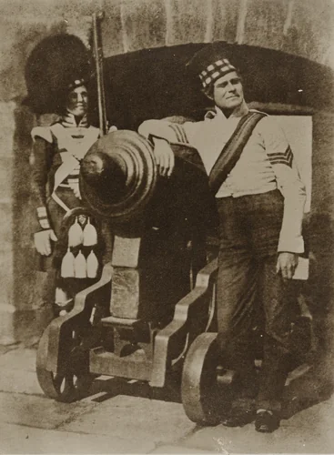 Gordon Highlanders at Edinburgh Castle by David Octavius Hill, Robert Adamson, photograph, 1846