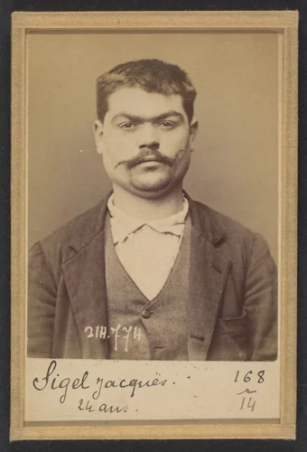 Sigel. Jacques. 24 ans, né à Kuttalsheim (Bas Rhin). Bijoutier. Anarchiste. 26/2/94. by Alphonse Bertillon, photograph, 1894