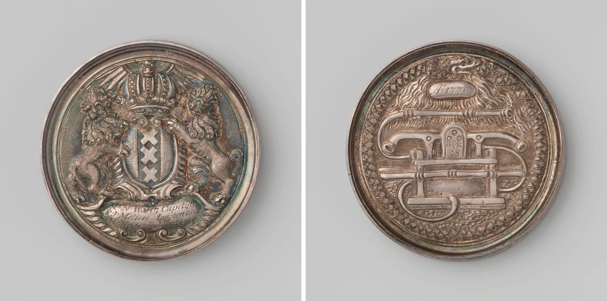 Brandspuitpenning voor Nicolaas Warin, kapitein wijk 58 te Amsterdam by anonymous, metalwork, 1770