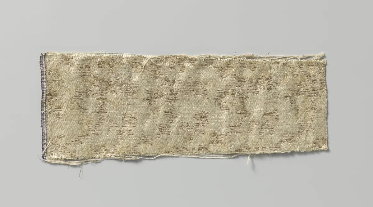 Fragment van zijdesatijn by anonymous, textile, 1690-1699