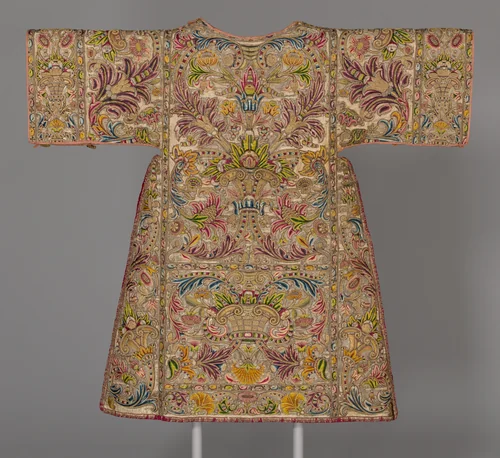 Dalmatic by Spain or Italy, textile, 1601-1700