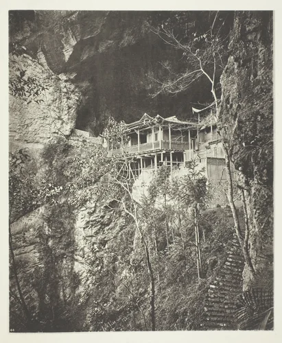 Yuenfu Monastery by John Thomson, photograph, 1863-1873