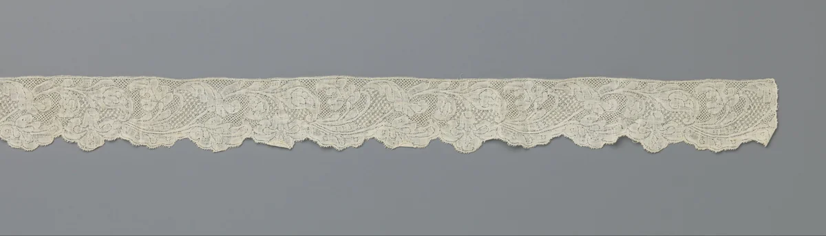 Strook kloskant met hoorn van overvloed afgesloten door een acanthusblad by anonymous, other, 1740-1749