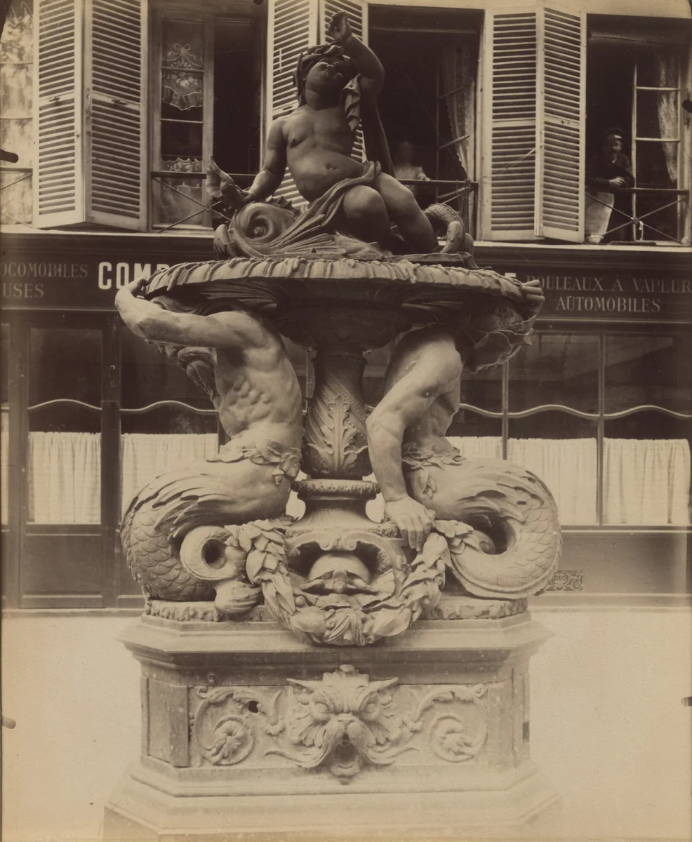 Fontaine, rue du Faubourg-Saint-Martin by Eugène Atget, photograph, 1912