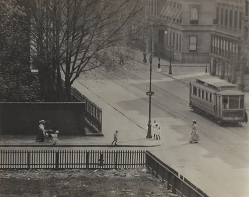 Sunday Afternoon—From My Window, 1111 Madison Avenue, Looking South by Alfred Stieglitz, photograph, 1901-1937