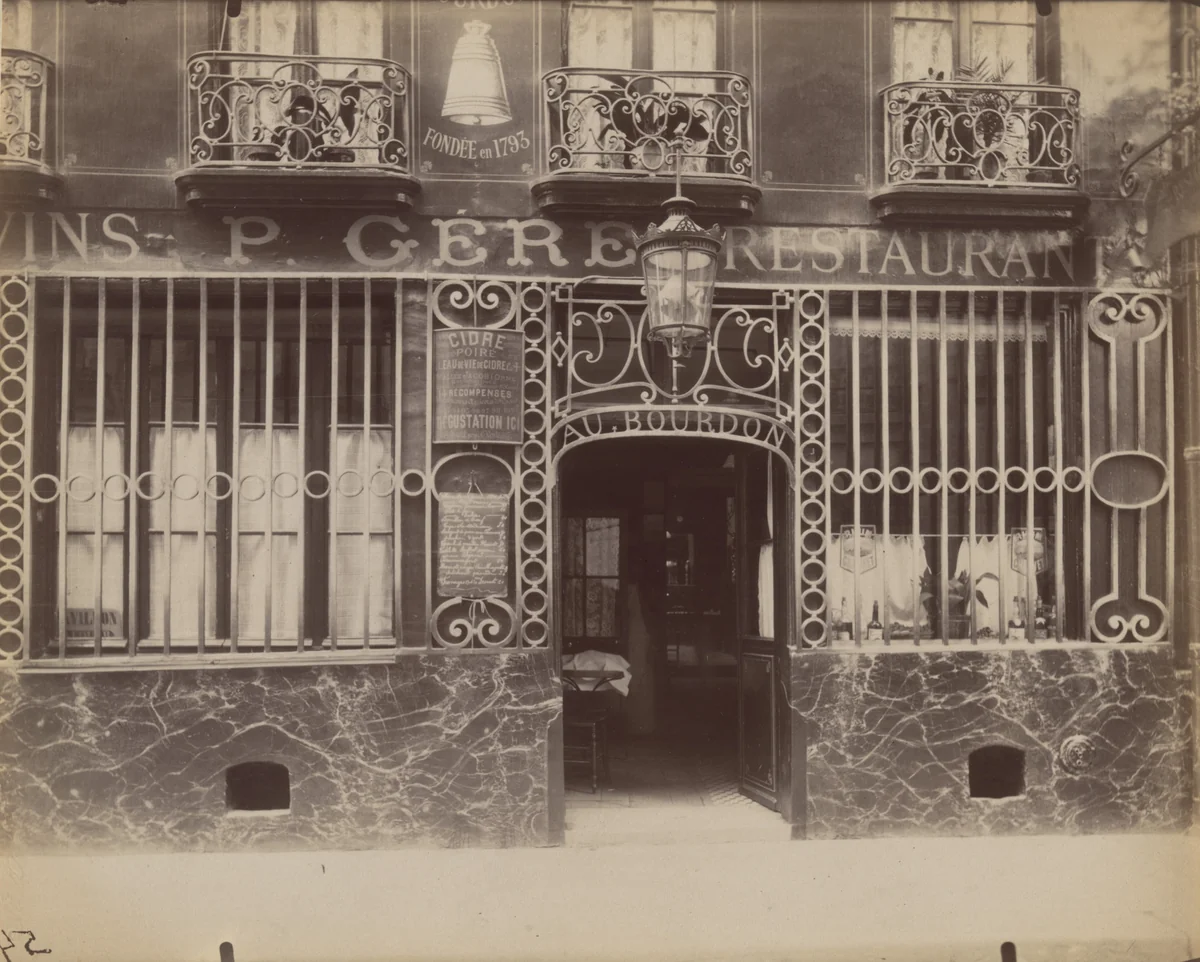 Auberge du Bourdon. 64 rue de Varenne by Eugène Atget, photograph, 1907