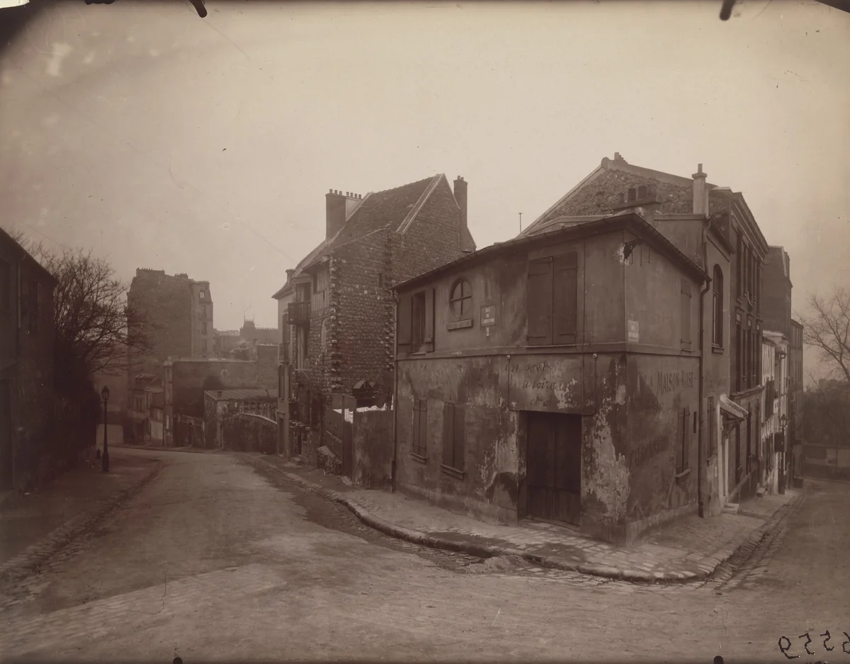 Coin, rue de L'abreuvoir et des Saules by Eugène Atget, photograph, 1925
