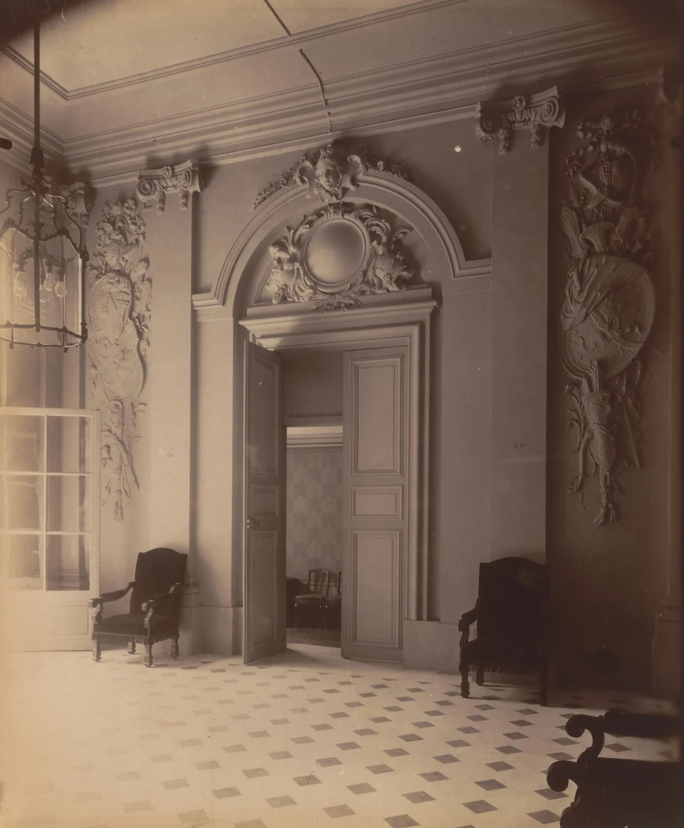Hôtel de Roquelaure. Boulevard Saint-Germain 246 by Eugène Atget, photograph, 1905