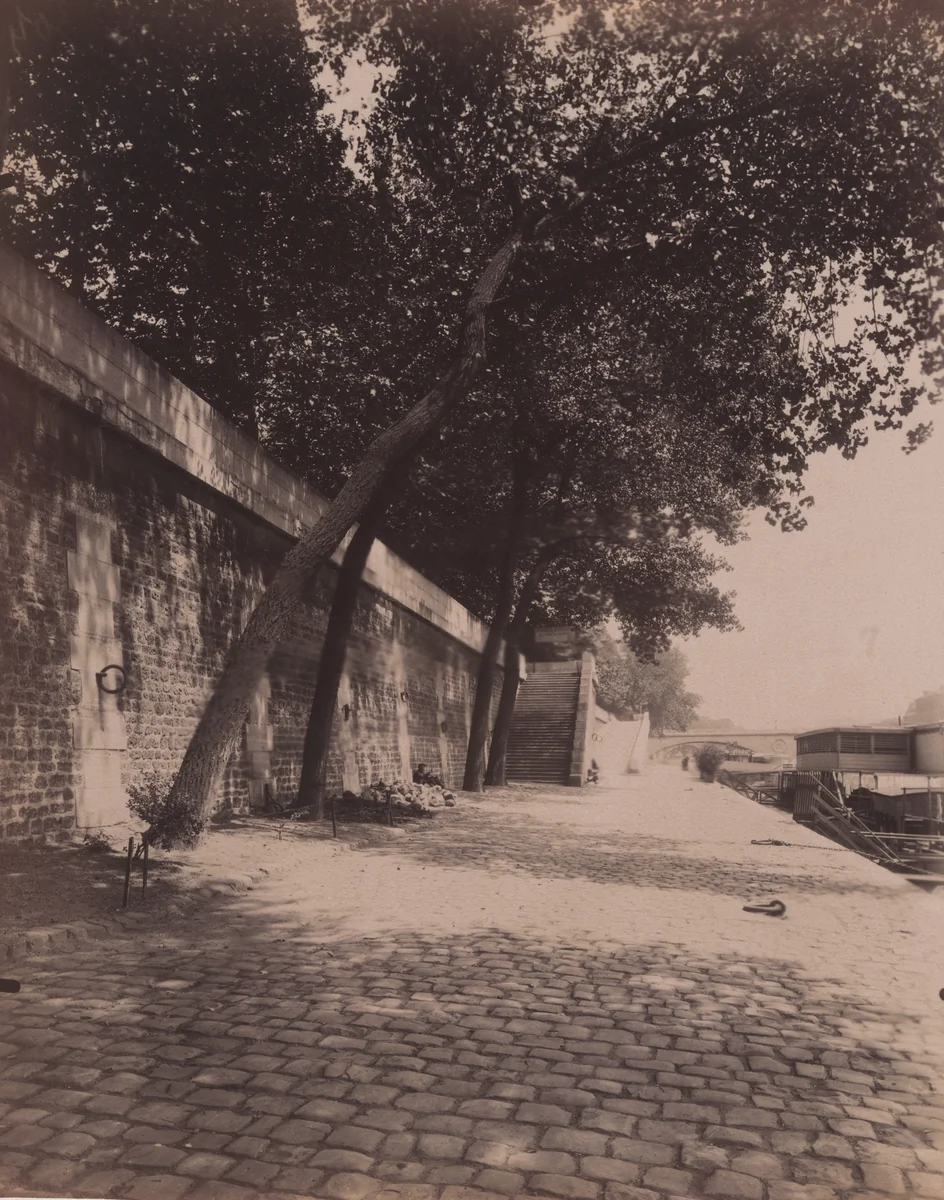 Port de la Mégisserie by Eugène Atget, photograph, 1911
