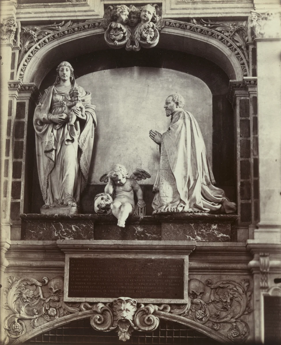 Amiens. l'ange pleureur by Eugène Atget, photograph, 1900