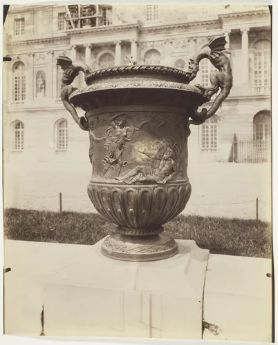 Versailles, Vase par Ballin by Jean-Eugène-Auguste Atget, photograph, 1903
