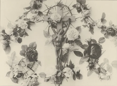 Page from Festons und Dekorative Gruppen by Unidentified Photographer, photograph, 1893