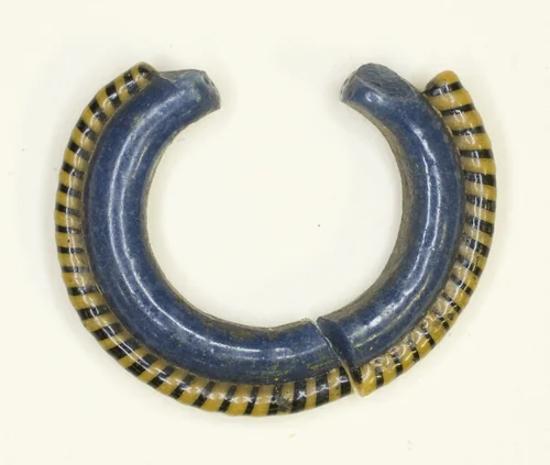 Earring by Egyptian, other, -1400--1295