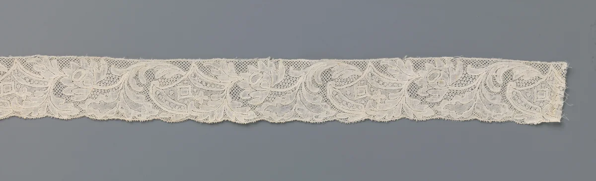 Strook kloskant met lotusbloem by anonymous, other, 1750