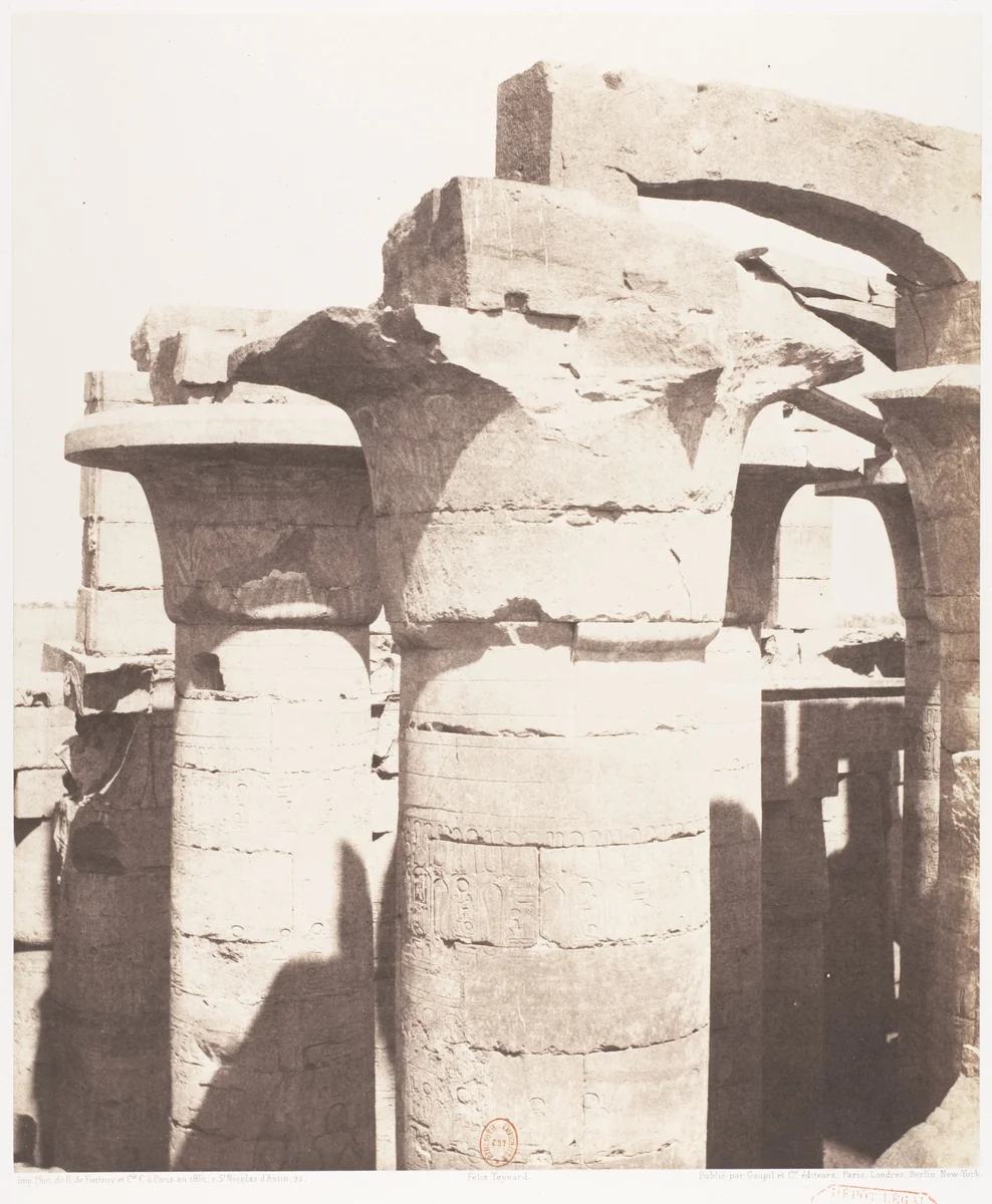 Karnak (Thèbes), Palais - Salle Hypostyle - Colonnade Centrale - Chapiteaux by Félix Teynard, photograph, 1851-1852