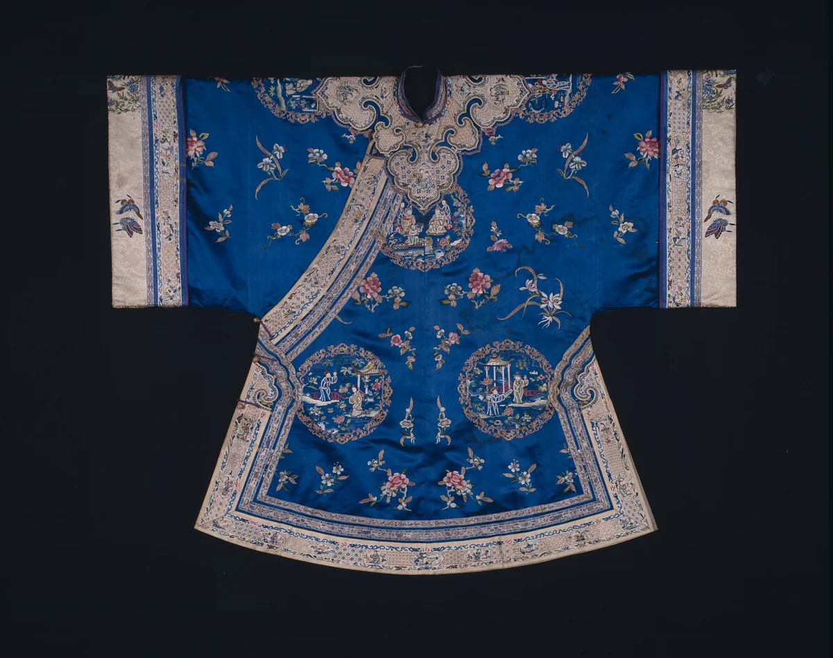 Woman's Ao (Short Robe) by Han-Chinese, textile, 1875-1900