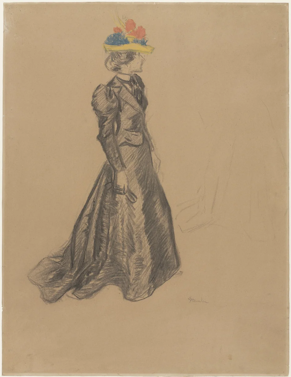 Staande dame in zwart complet met sleep, en een gekleurde strooien hoed met zomerbloemen by Théophile Alexandre Steinlen, drawing, 1869-1923