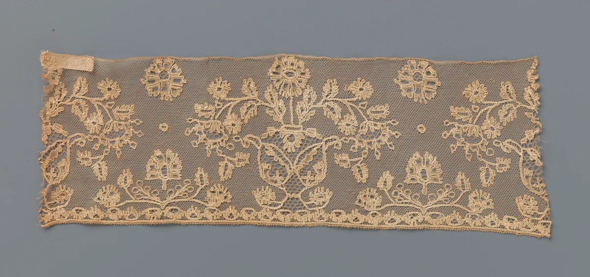Strook kloskant met versierde bloempot by anonymous, other, 1700-1799