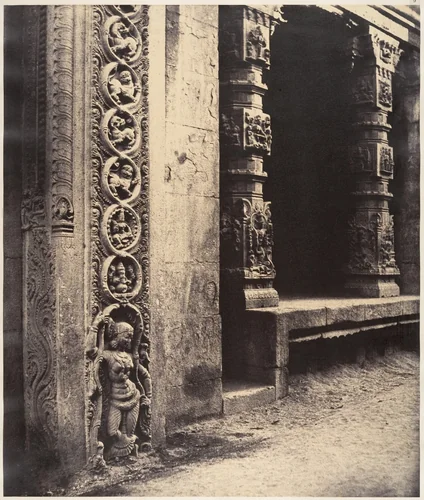 Pillars in the Recessed Portico in the Roya Gopuram with the Base of One of the Four Sculptured Monoliths, Madura by Linnaeus Tripe, photograph, 1858