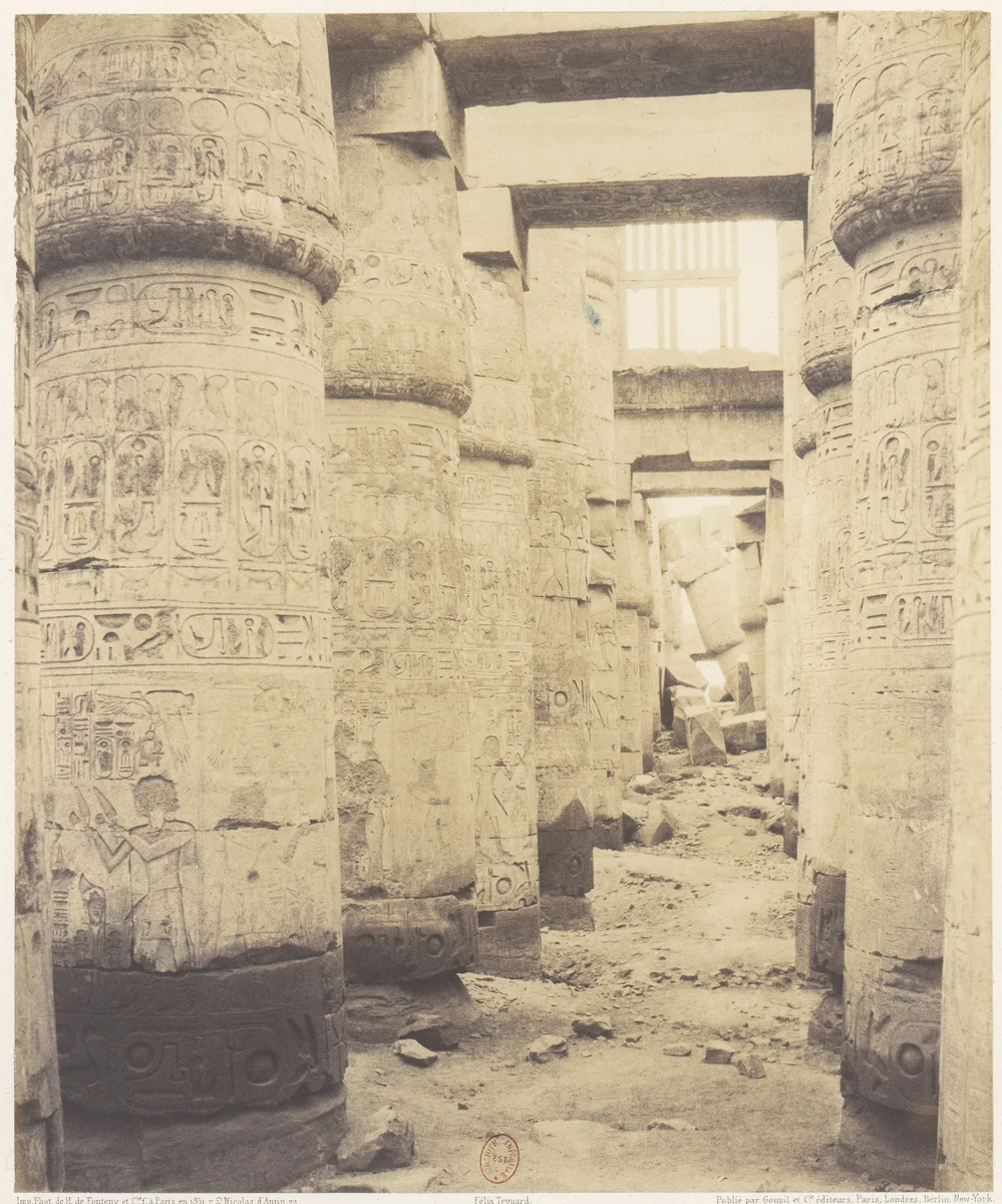 Karnak (Thèbes), Palais - Salle Hypostyle - Fenêtre et Chapiteaux des Galleries Latérales by Félix Teynard, photograph, 1851-1852
