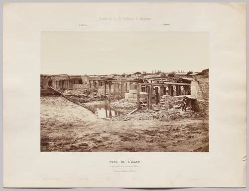 Chemin de fer de Toulouse à Bayonne. Pont de l'Aran (en trois arches de 17m d'ouverture chacune). Situation des travaux au 21 juillet 1861 by Édouard Baldus, photograph, 1861