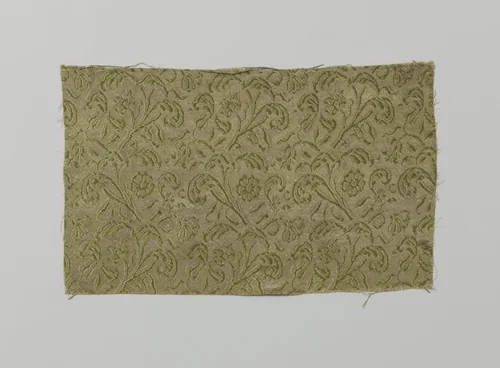 Fragment zijdeweefsel by anonymous, textile, 1600-1680