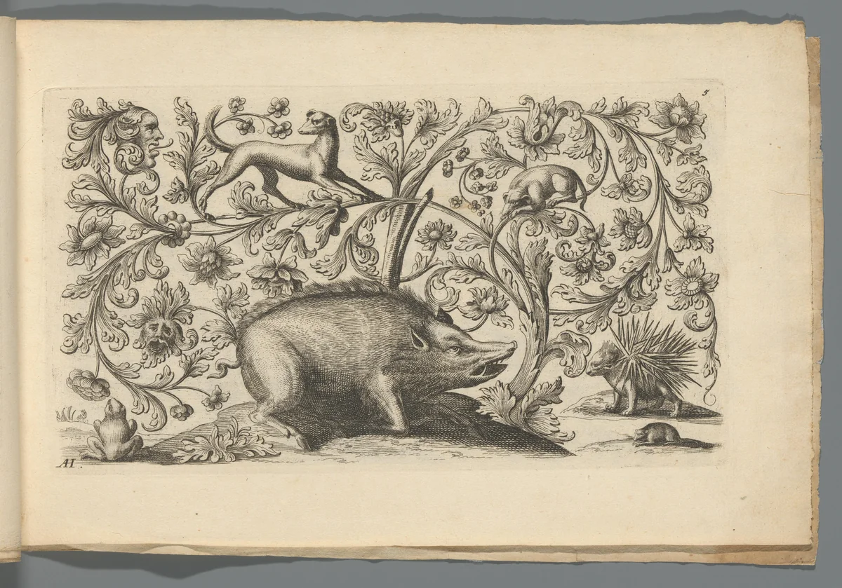 Ornament met wild zwijn, honden, stekelvarken, kikker, muis en maskers by Abraham Helmhack, print, 1664-1724