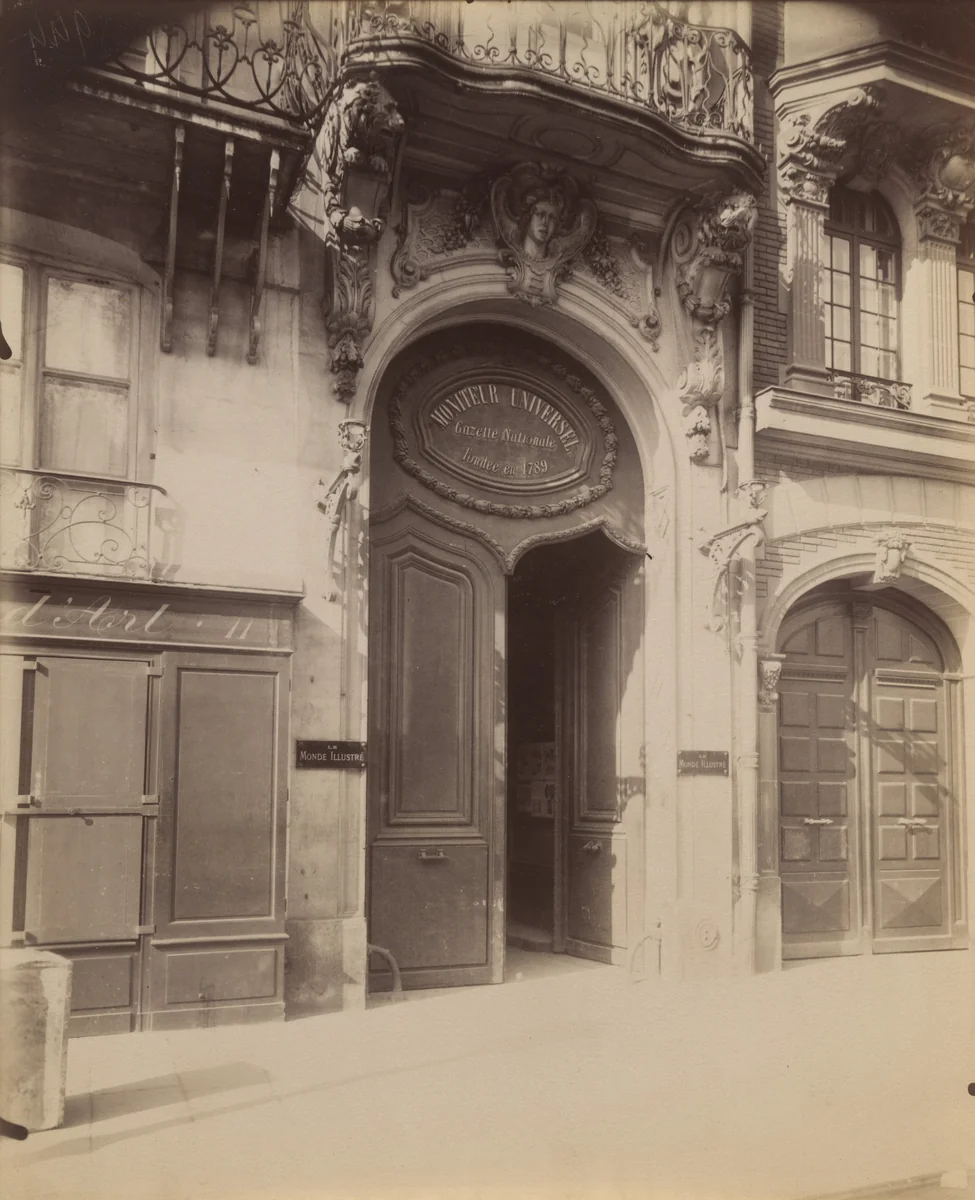 13 Quai Voltaire. Ancien couvent des Théatins by Eugène Atget, photograph, 1912