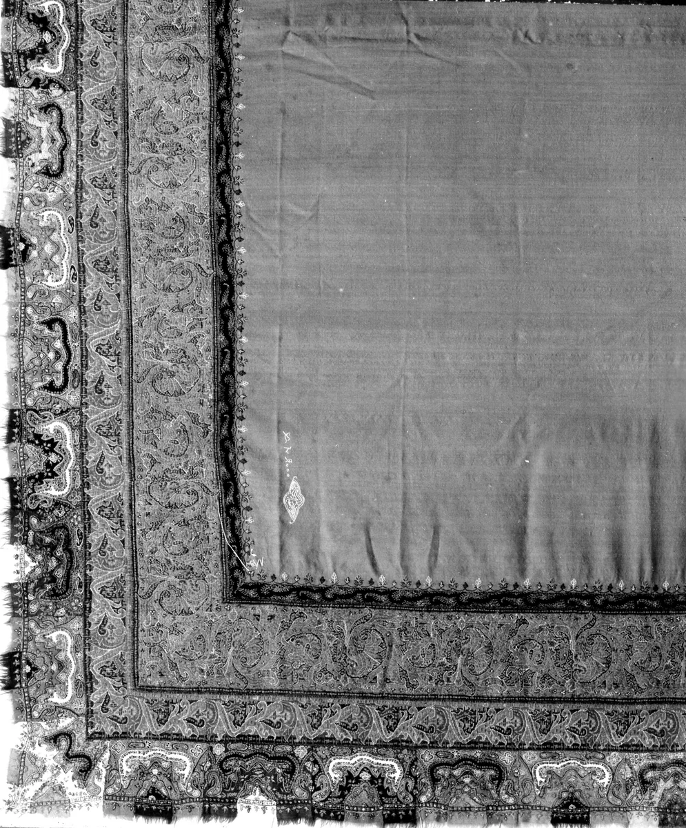 Shawl by India, textile, 1845-1865