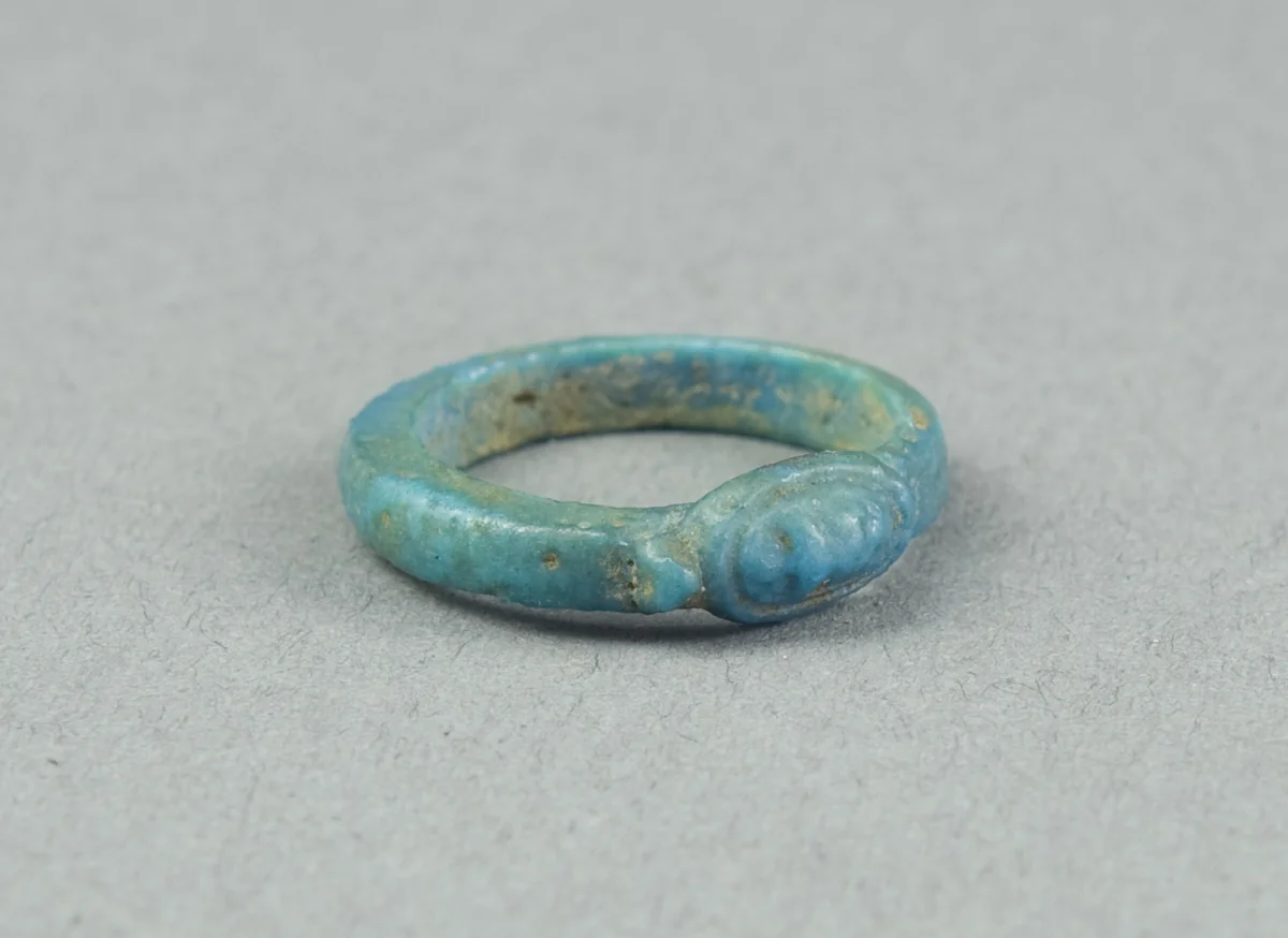 Ring: Scarab by Egyptian, metalwork, -1390