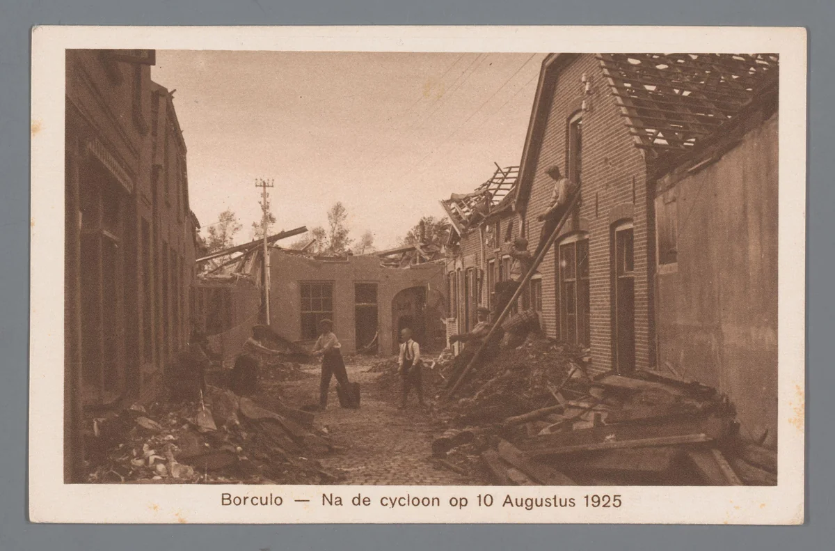 Borculo -- Na de cycloon op 10 augustus 1925 by Weenenk & Snel, other, 1925