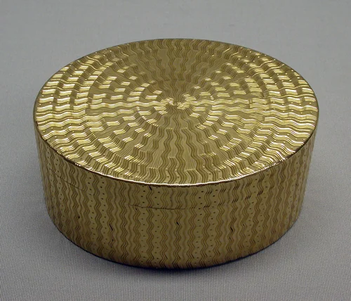 Snuffbox by Louis Michelin, metalwork, 1752-1753