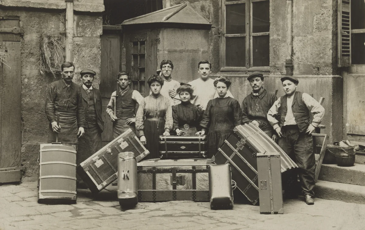 Fabrique de malles et bagages, Paris by Unidentified Photographer, photograph, 1910