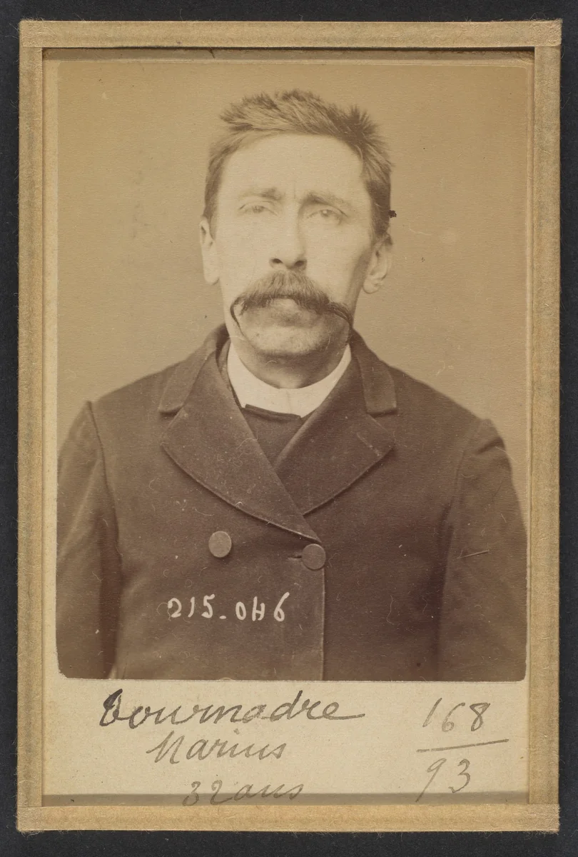 Tournadre. Jacques (ou Eugène). 32 ans, né à Marchal (Cantal). Journaliste. Anarchiste. 3/3/94 by Alphonse Bertillon, photograph, 1894
