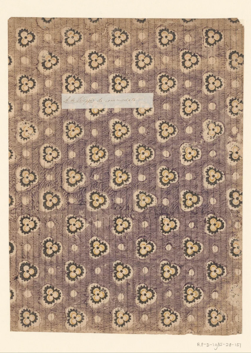 Bad met strooipatroon van uitgespaard klavermotief met onderbroken fond van stippellijnen by anonymous, other, 1750-1900