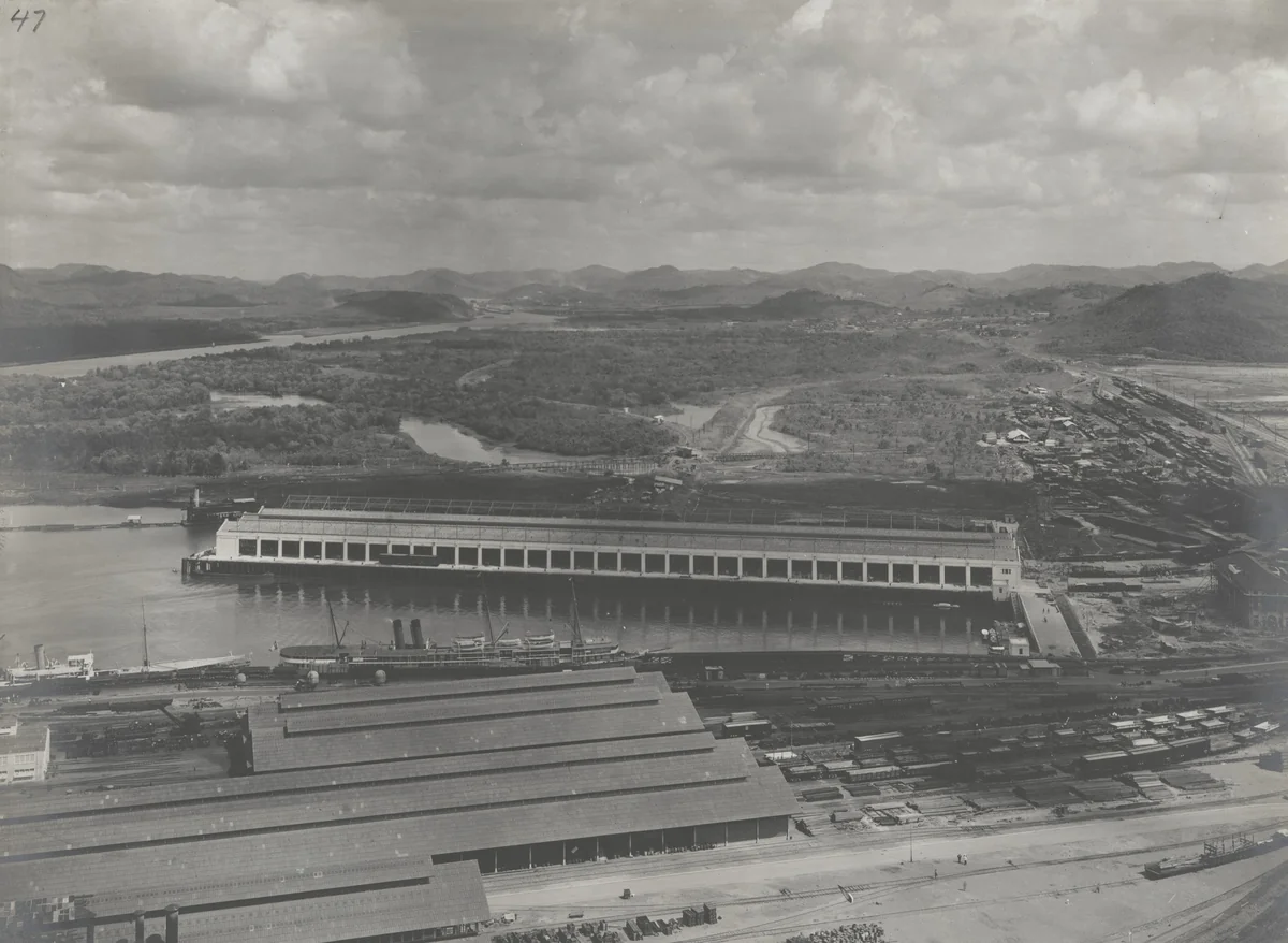 Balboa Terminals. Looking north from Sosa Hill. South side of Pier #18, ready for service, and turned over to Panama R.R. Co by Unidentified Photographer, photograph, 1916