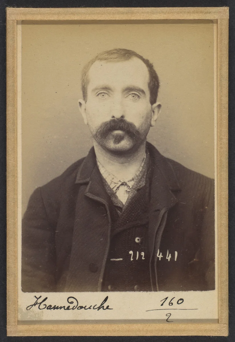 Hannedouche. François. 31 ans, né à Lilleris (Pas de Calais). Peintre en bâtiments. Anarchiste. 1/1/93. by Alphonse Bertillon, photograph, 1893
