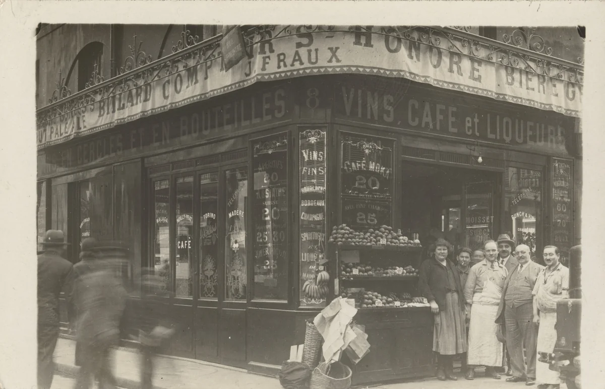 Épicerie, Paris by Unidentified Photographer, photograph, 1920