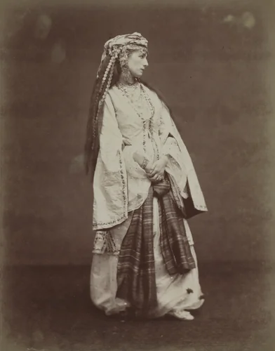 Sarah Bernhardt in "Zaire" by Voltaire by Étienne Carjat, photograph, 1874